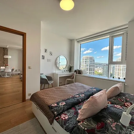 Apartment 2 In The Downtown *