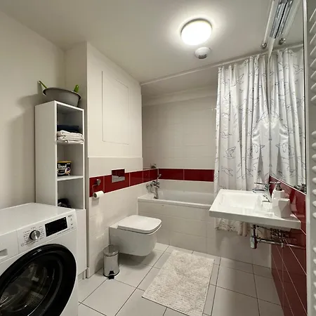 2 In 1 Building Apartment *