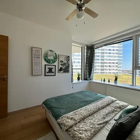 2 In 1 Building Apartment Bratislava