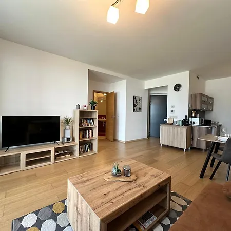 2 In 1 Building Apartment